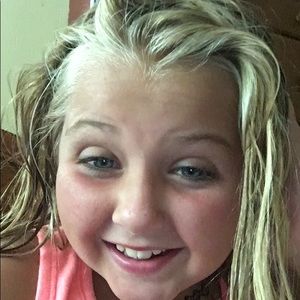 Meet your Posher, Reagan